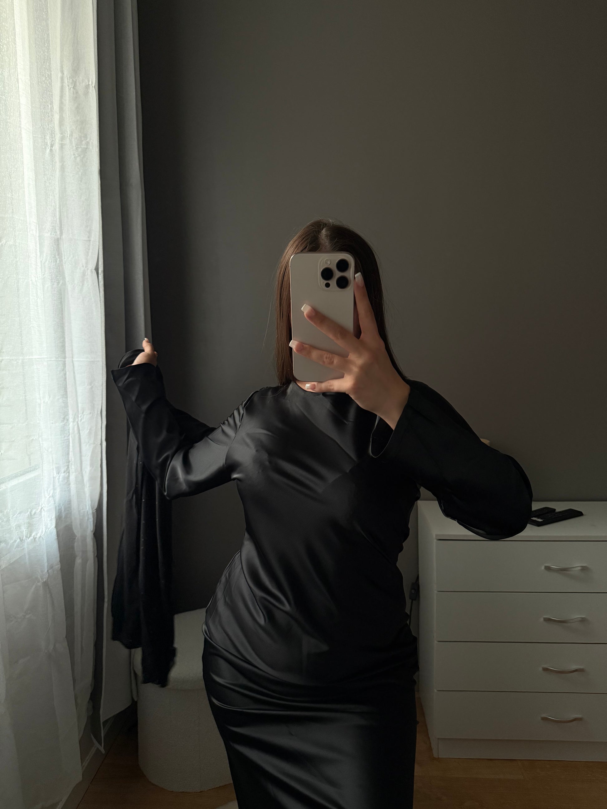 Robe cape à strass